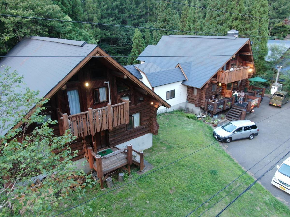 Log Hotel Kamloops Shinano  Exterior photo
